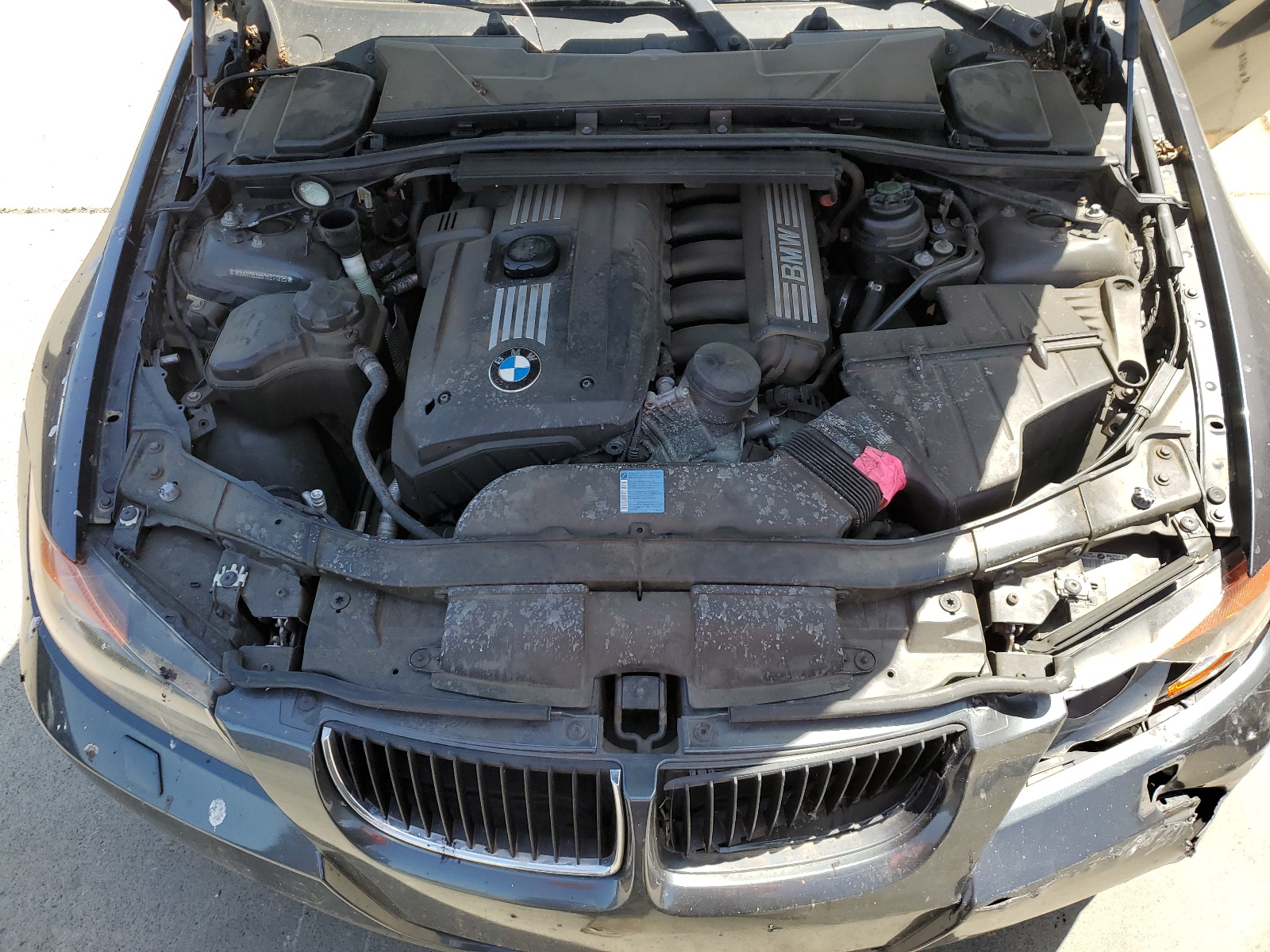 WBAVC93557KZ71225 2007 BMW 328 Xi