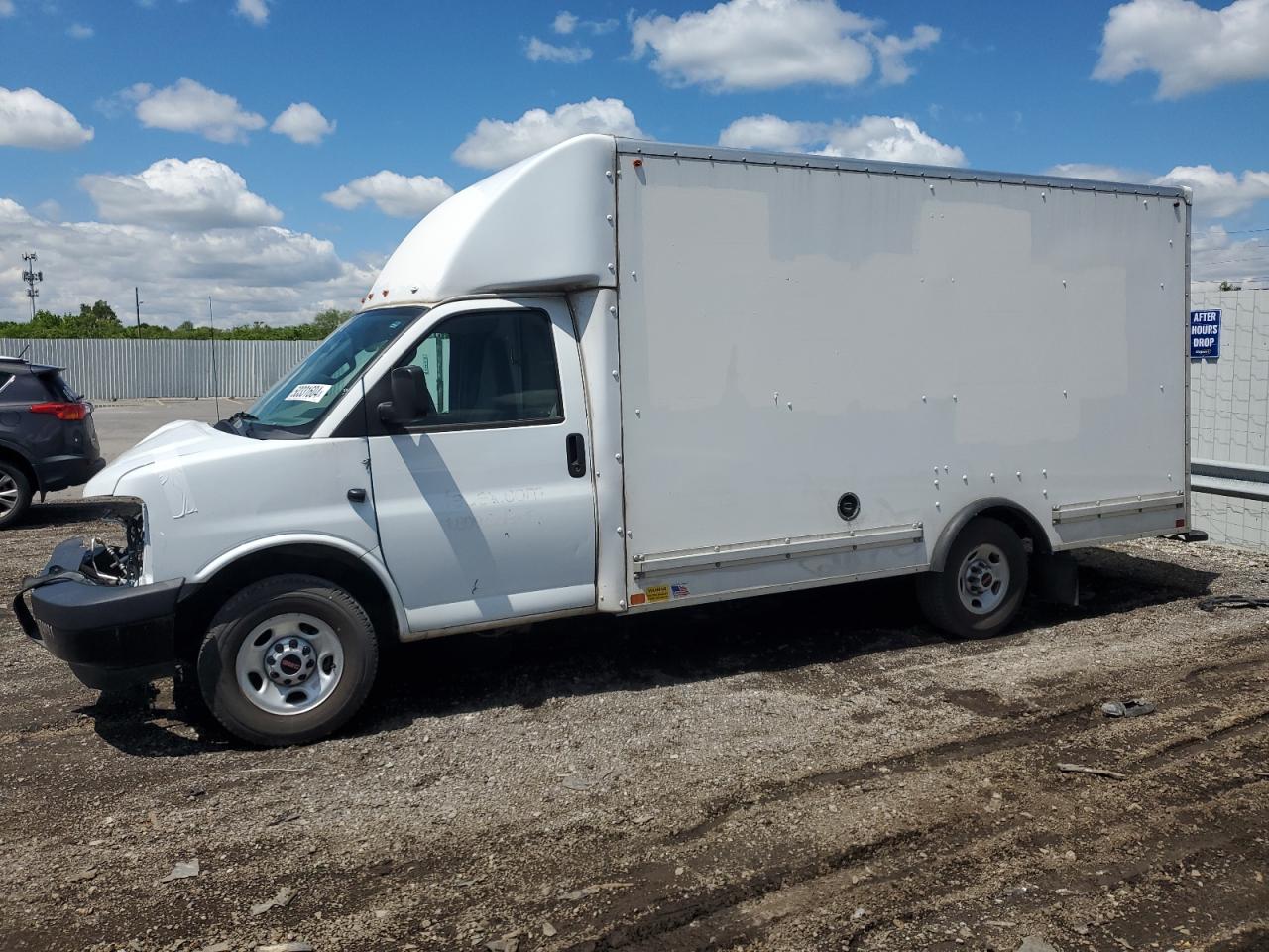 2021 Ford Econoline E350 Super Duty Cutaway Van for Sale in Indianapolis, IN - Front End