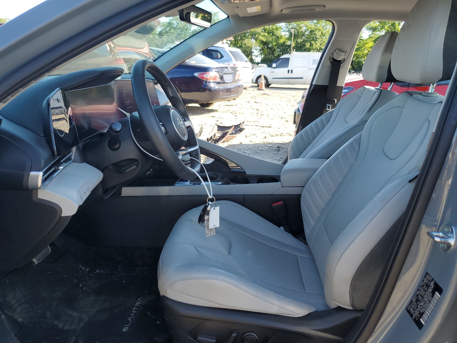 KMHLP4AG1NU353838 2022 Hyundai Elantra Limited