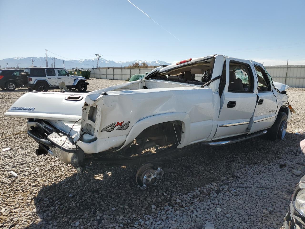 2004 GMC Sierra K2500 Heavy Duty VIN: 1GTHK23G54F238284 Lot: 56657594