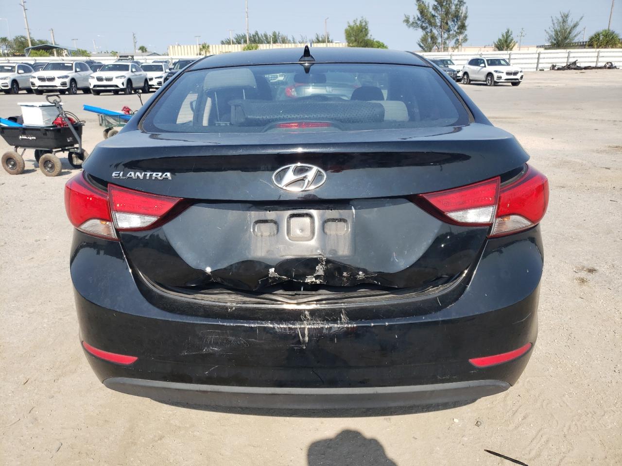 KMHDH4AE7GU512381 2016 Hyundai Elantra Se