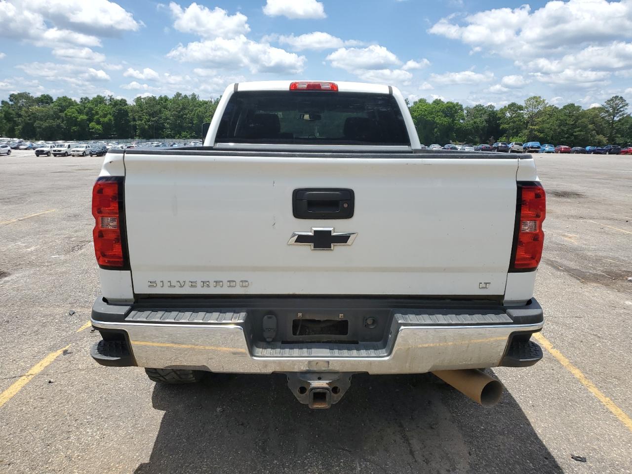 2018 Chevrolet Silverado - Image 6