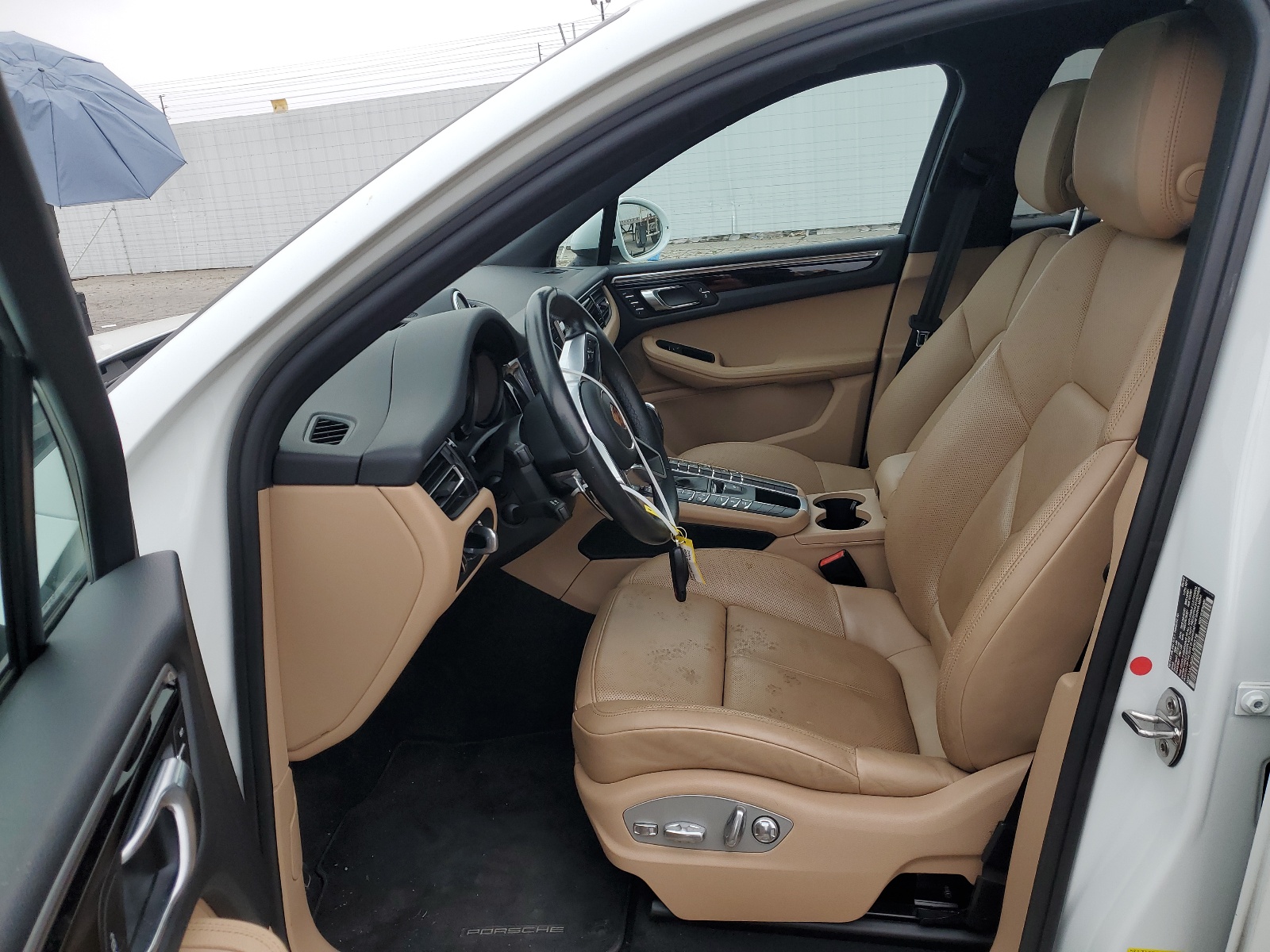 WP1AA2A5XLLB09378 2020 Porsche Macan