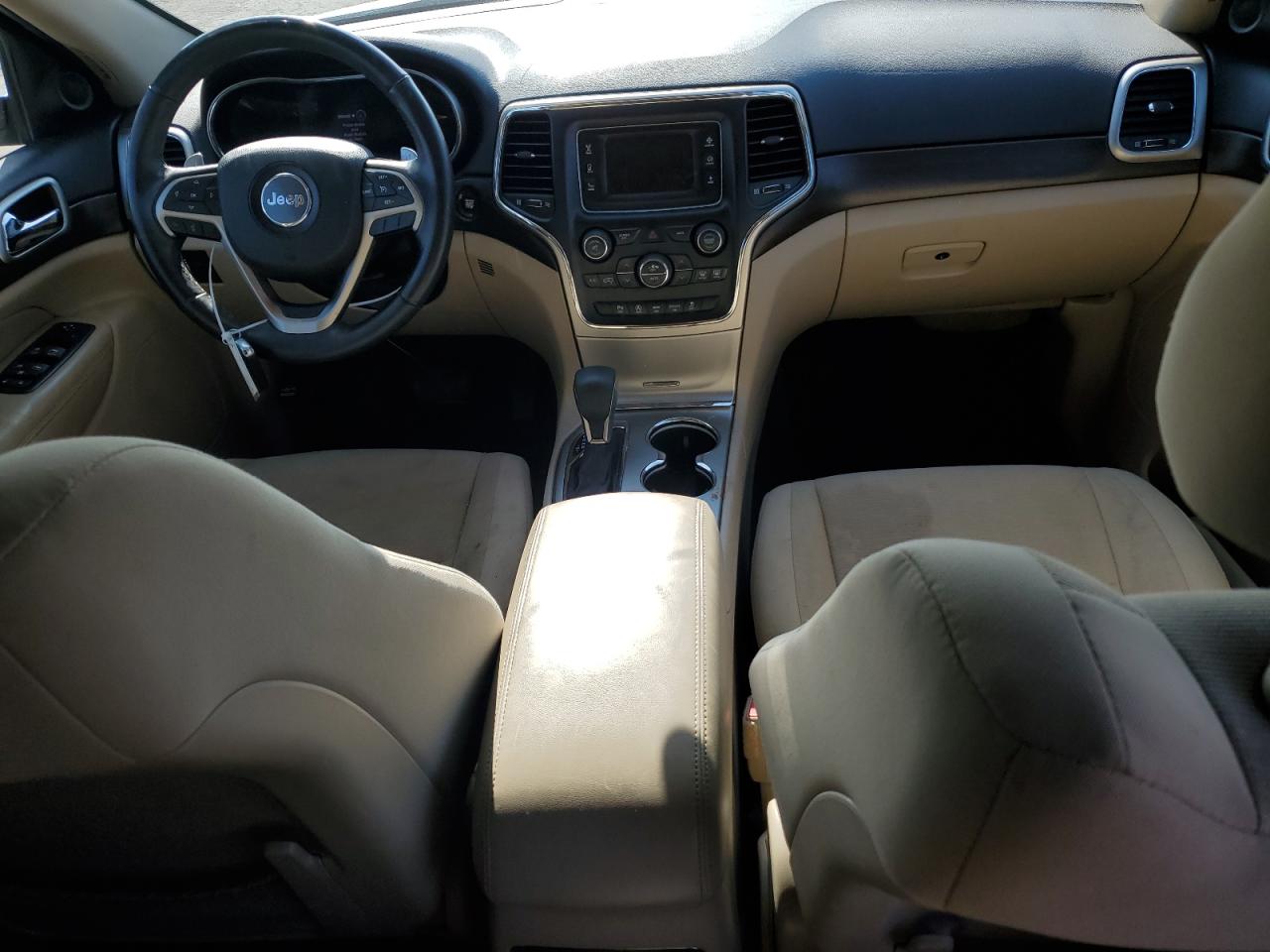 2017 Jeep Grand Cherokee Laredo VIN: 1C4RJFAGXHC682916 Lot: 56293574