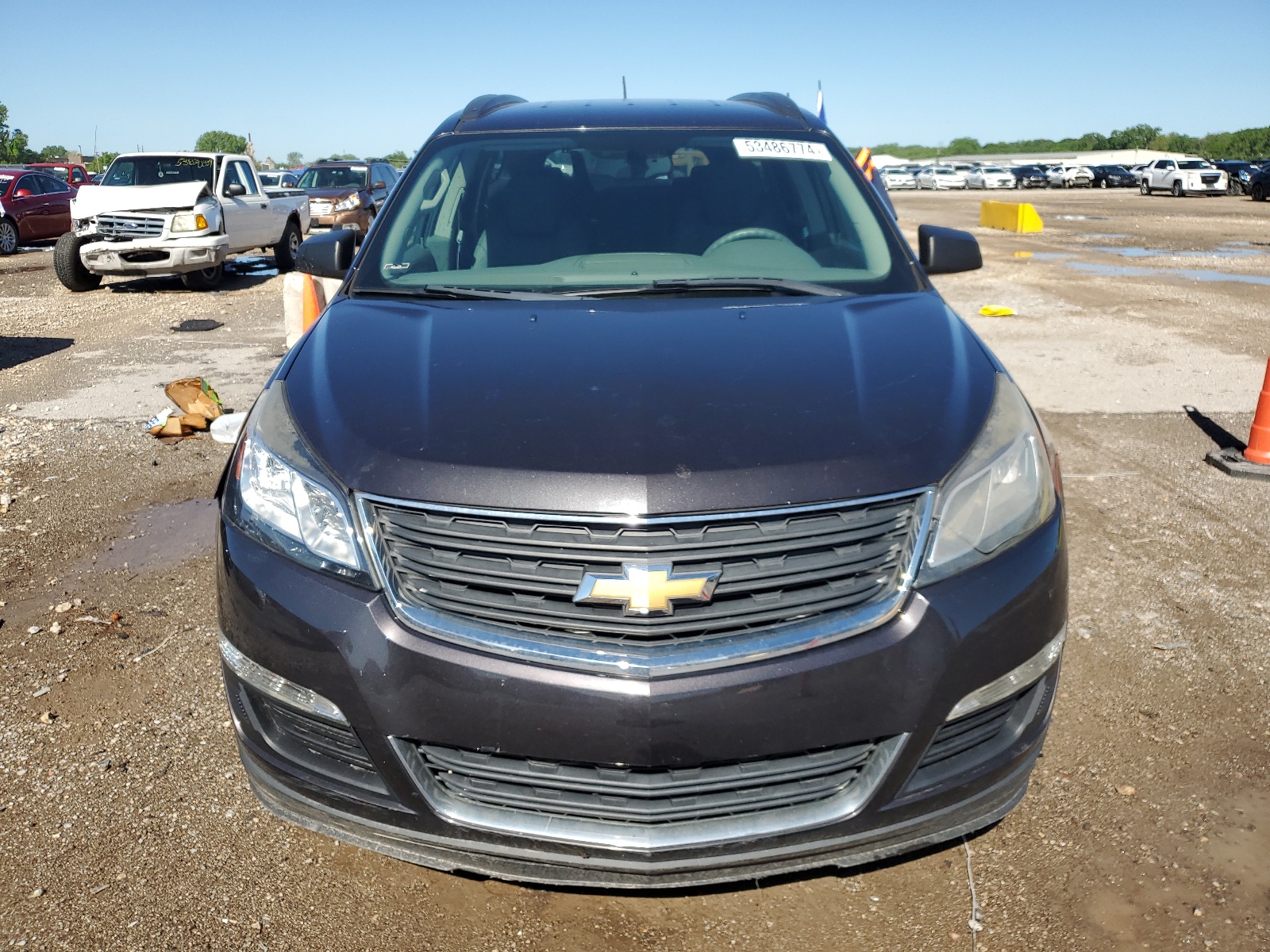 2017 Chevrolet Traverse Ls vin: 1GNKRFED5HJ238436