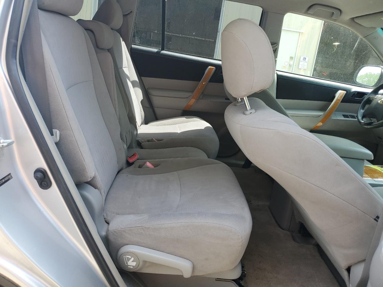 2008 Toyota Highlander Hybrid VIN: JTEEW41A582016421 Lot: 54557614