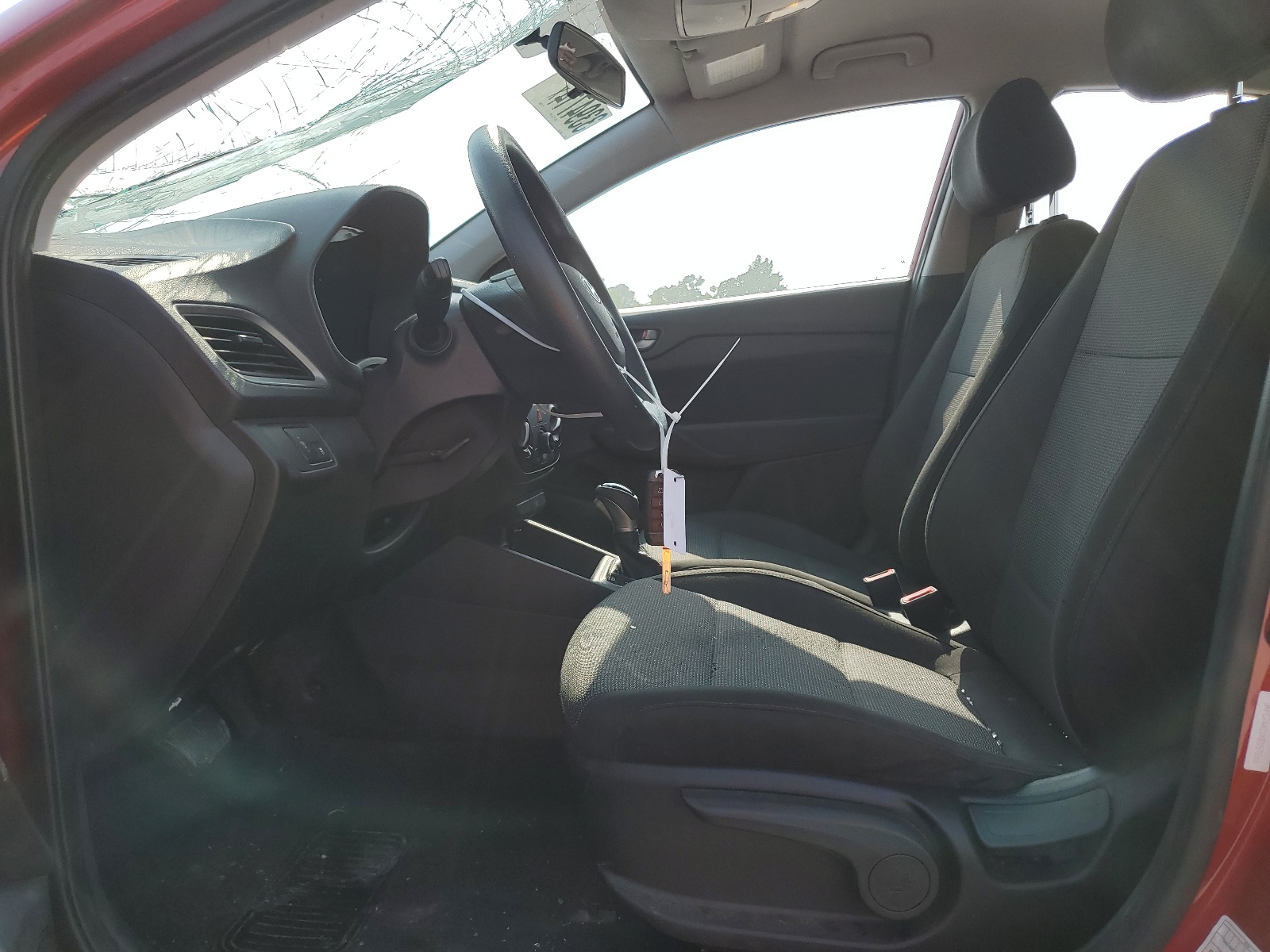 3KPC24A31KE059866 2019 Hyundai Accent Se