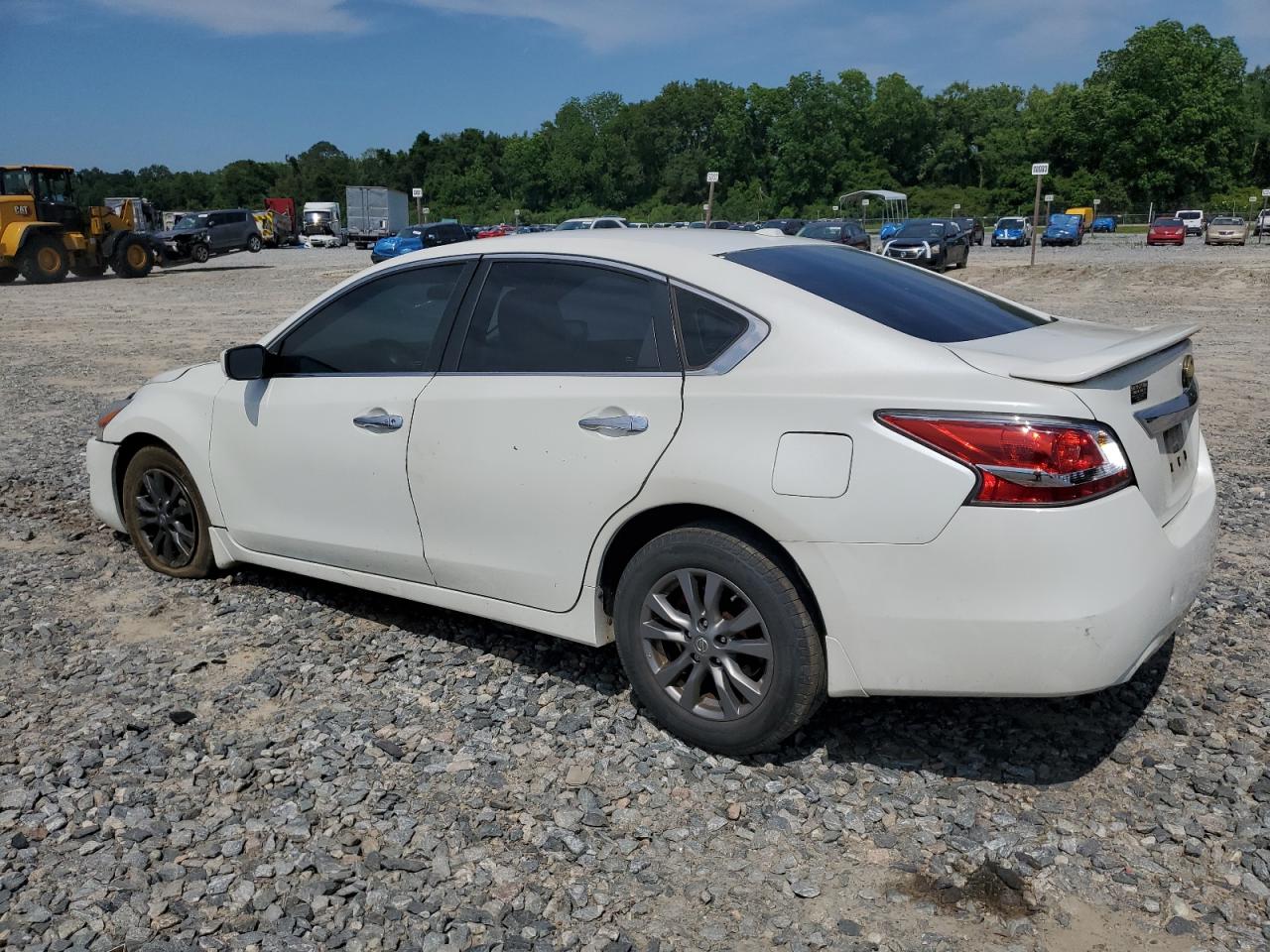 1N4AL3AP4FC213944 2015 NISSAN ALTIMA - Image 2