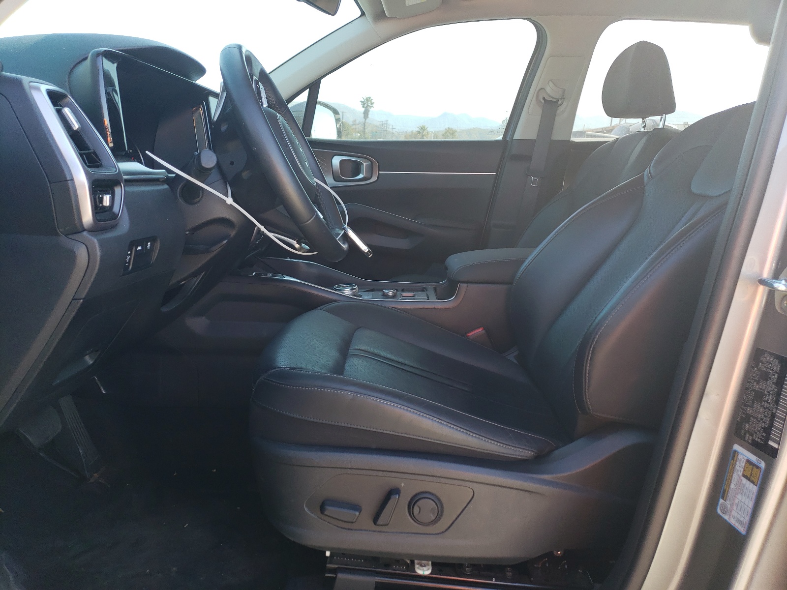 KNDRG4LG9N5120747 2022 Kia Sorento S