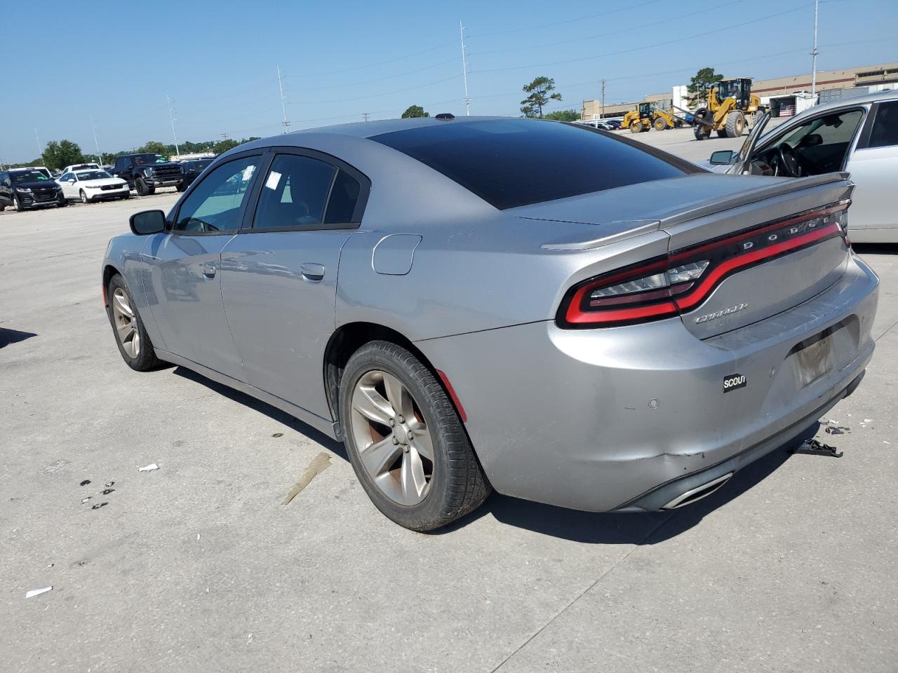 2C3CDXBG7FH806205 2015 DODGE CHARGER - Image 2