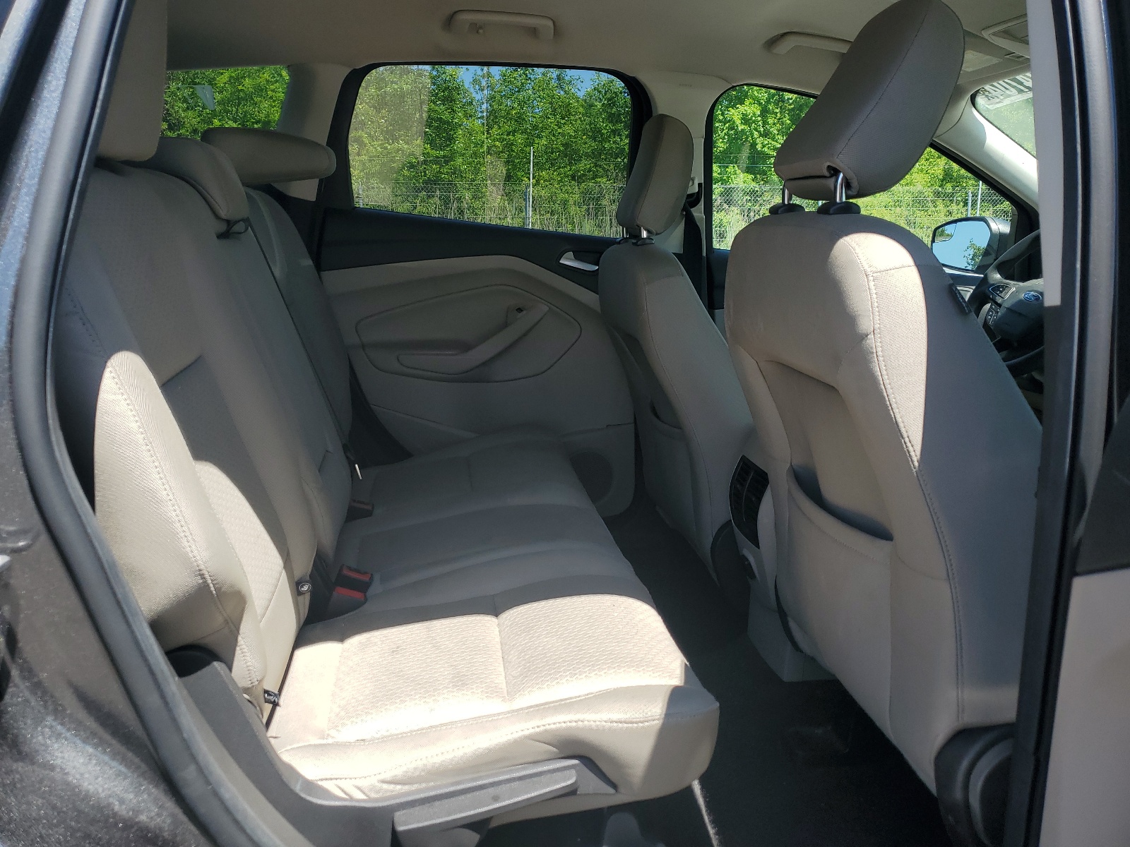 1FMCU9GD8KUB54395 2019 Ford Escape Se