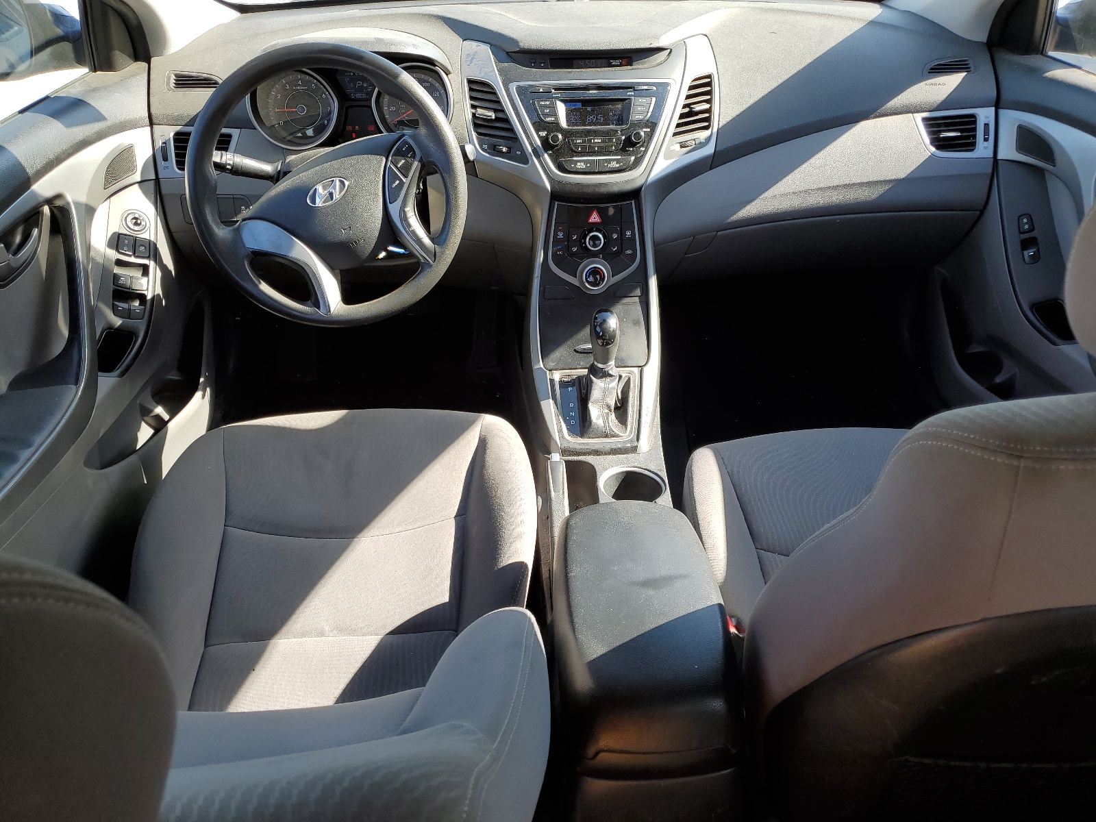 KMHDH4AE3GU531414 2016 Hyundai Elantra Se