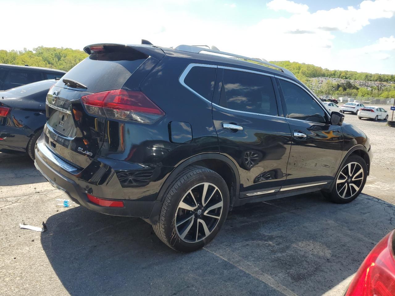 VIN 5N1AT2MV4KC788162 2019 NISSAN ROGUE no.3