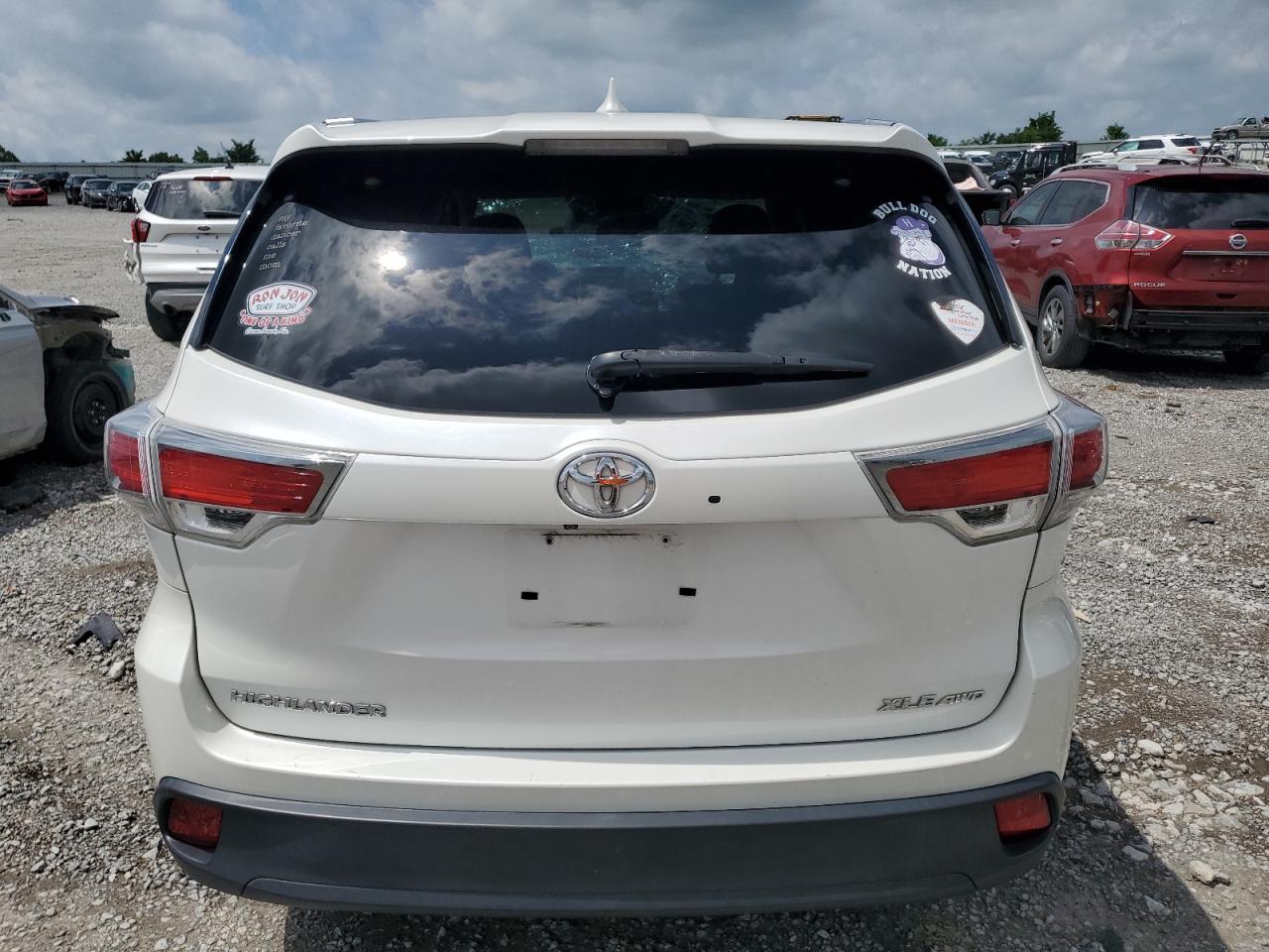 5TDJKRFHXFS086066 2015 Toyota Highlander Xle