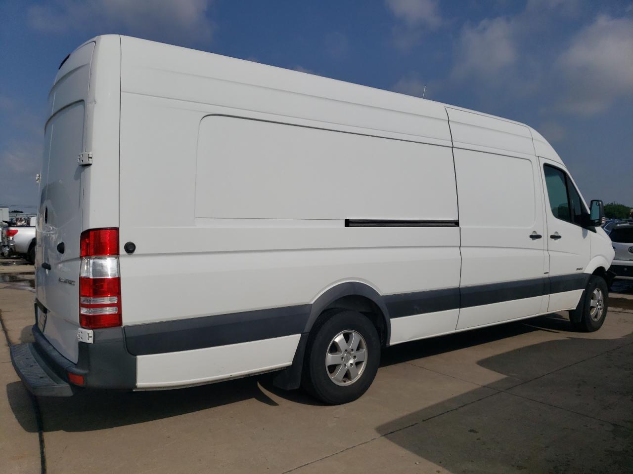 VIN WD3PE8CCXE5917312 2014 MERCEDES-BENZ SPRINTER no.3