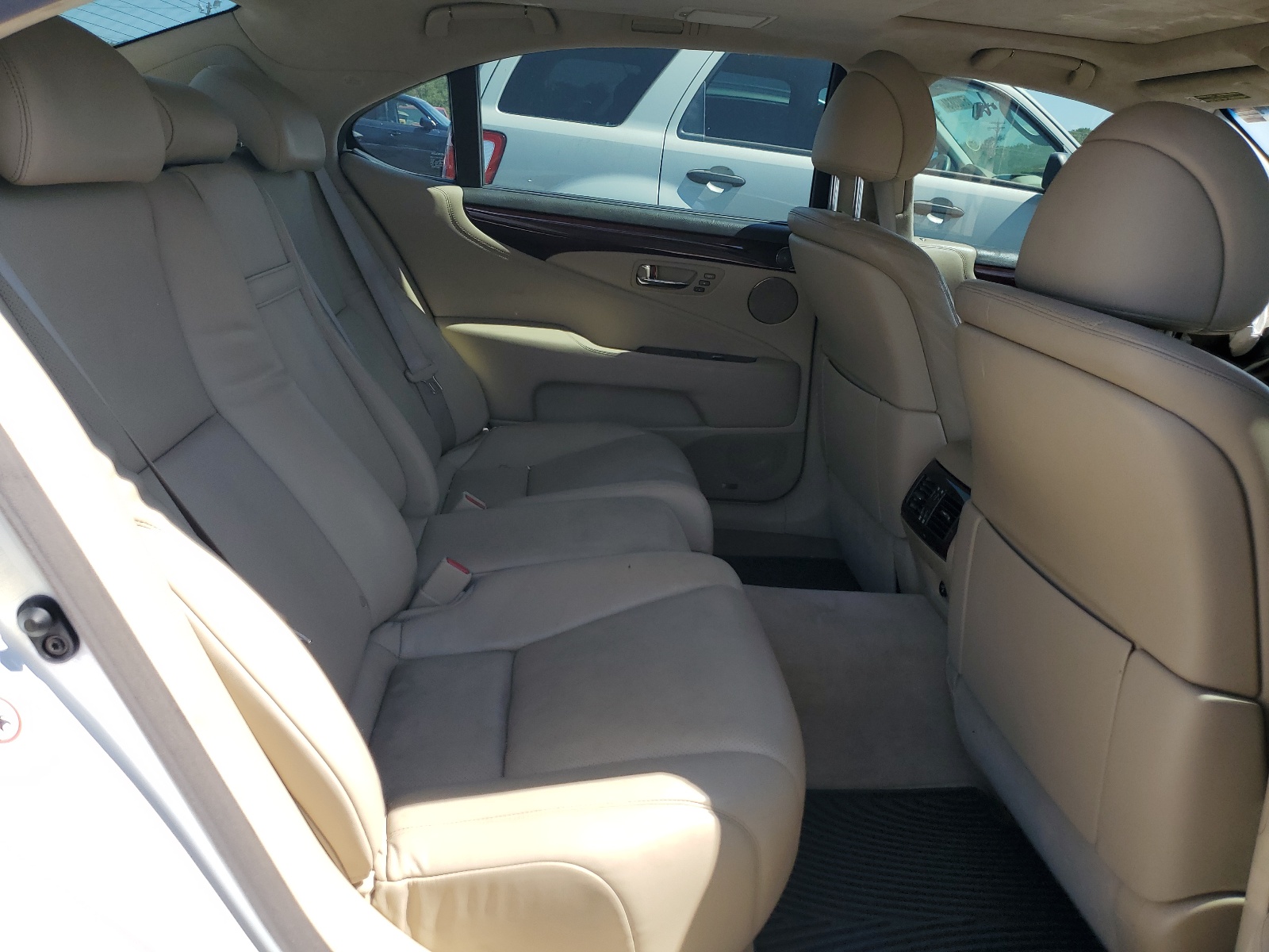 JTHGL46FX75002522 2007 Lexus Ls 460L