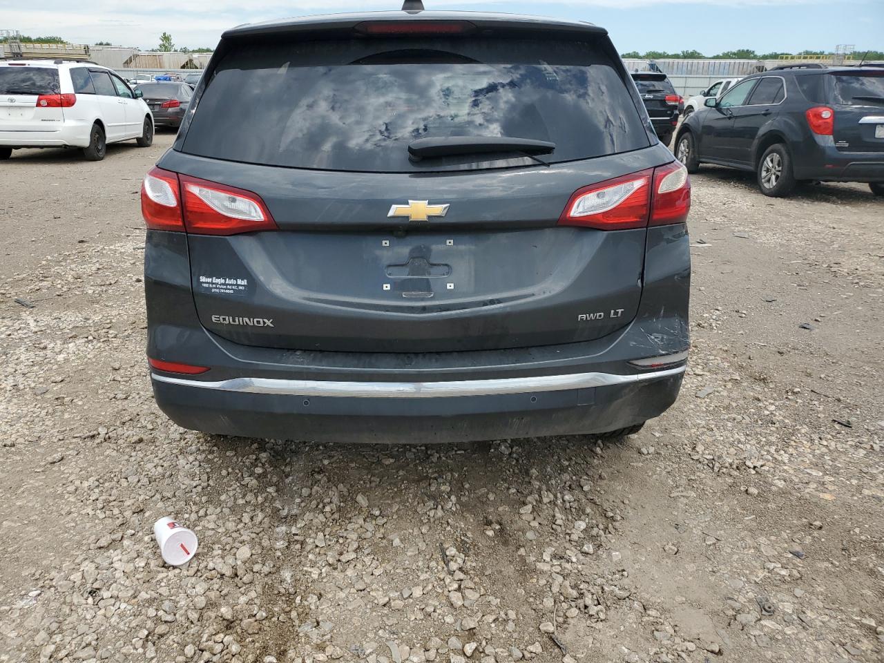 2GNAXSEV3J6351372 2018 Chevrolet Equinox Lt