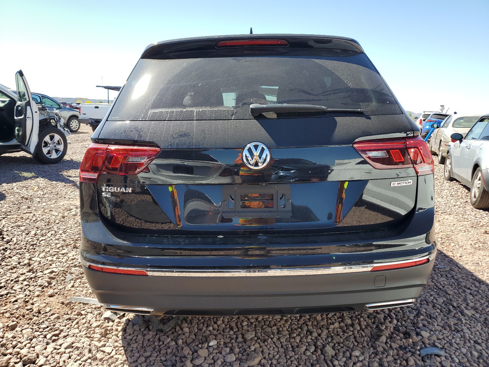 3VV2B7AXXLM038118 2020 Volkswagen Tiguan Se