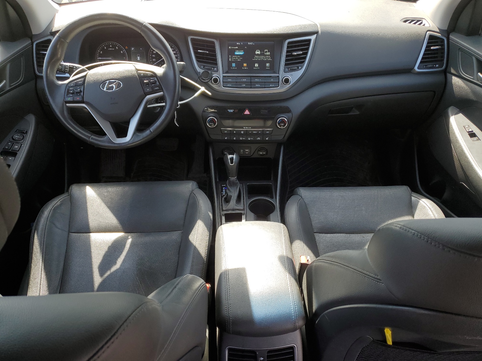 KM8J3CA29JU799781 2018 Hyundai Tucson Value