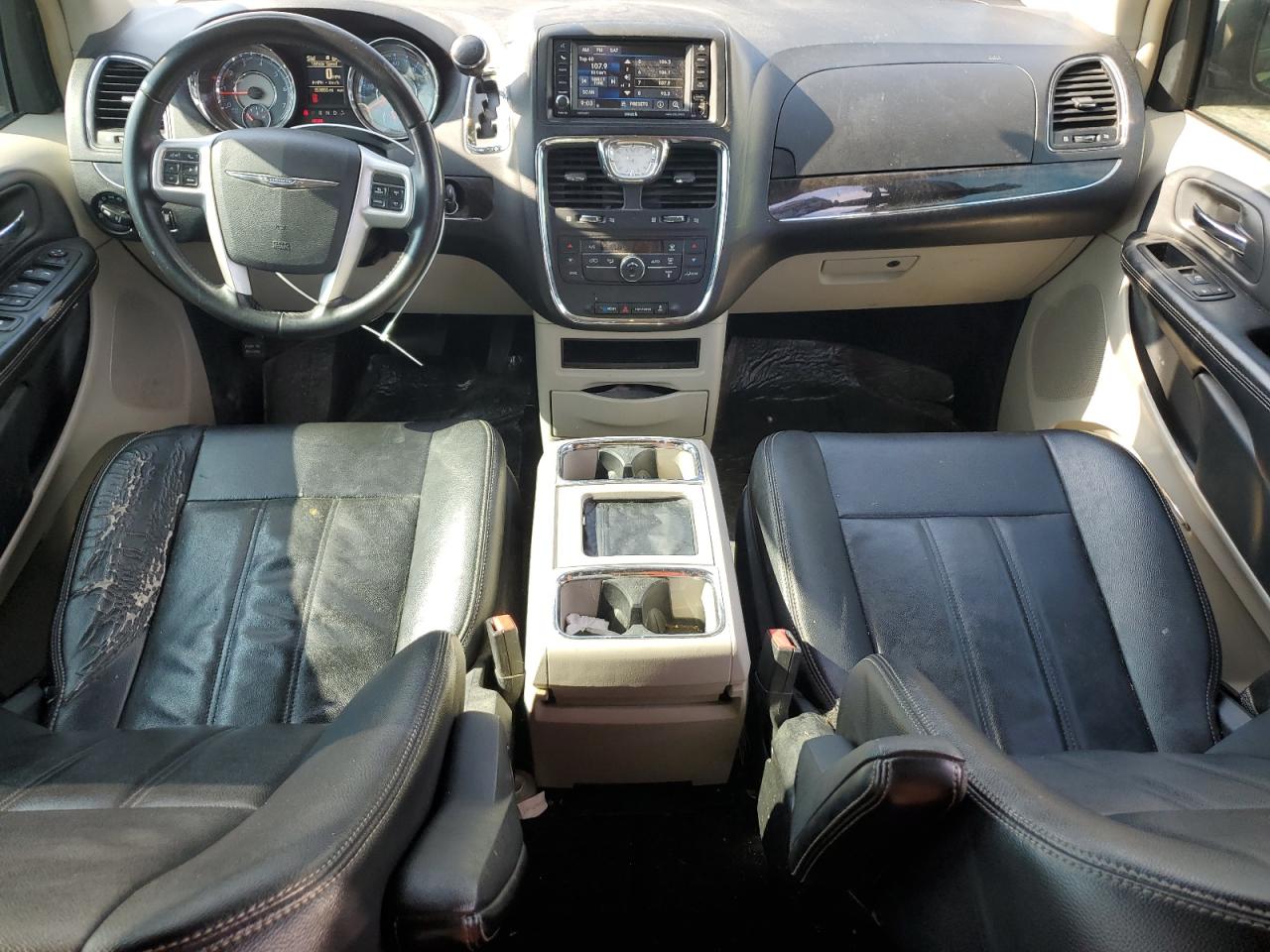 2015 Chrysler Town & Country Touring VIN: 2C4RC1BG6FR699048 Lot: 54015524