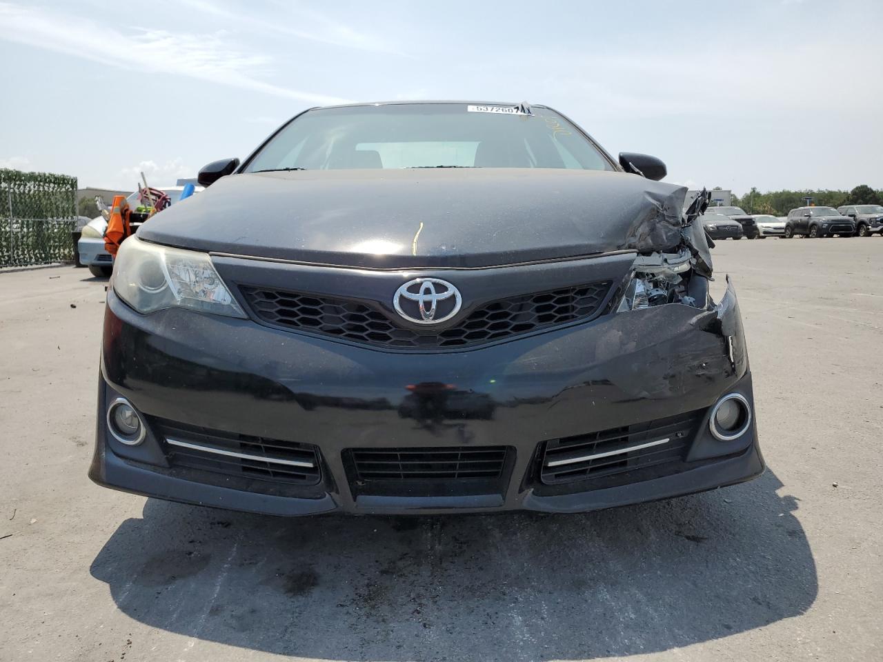 2014 Toyota Camry - Image 5