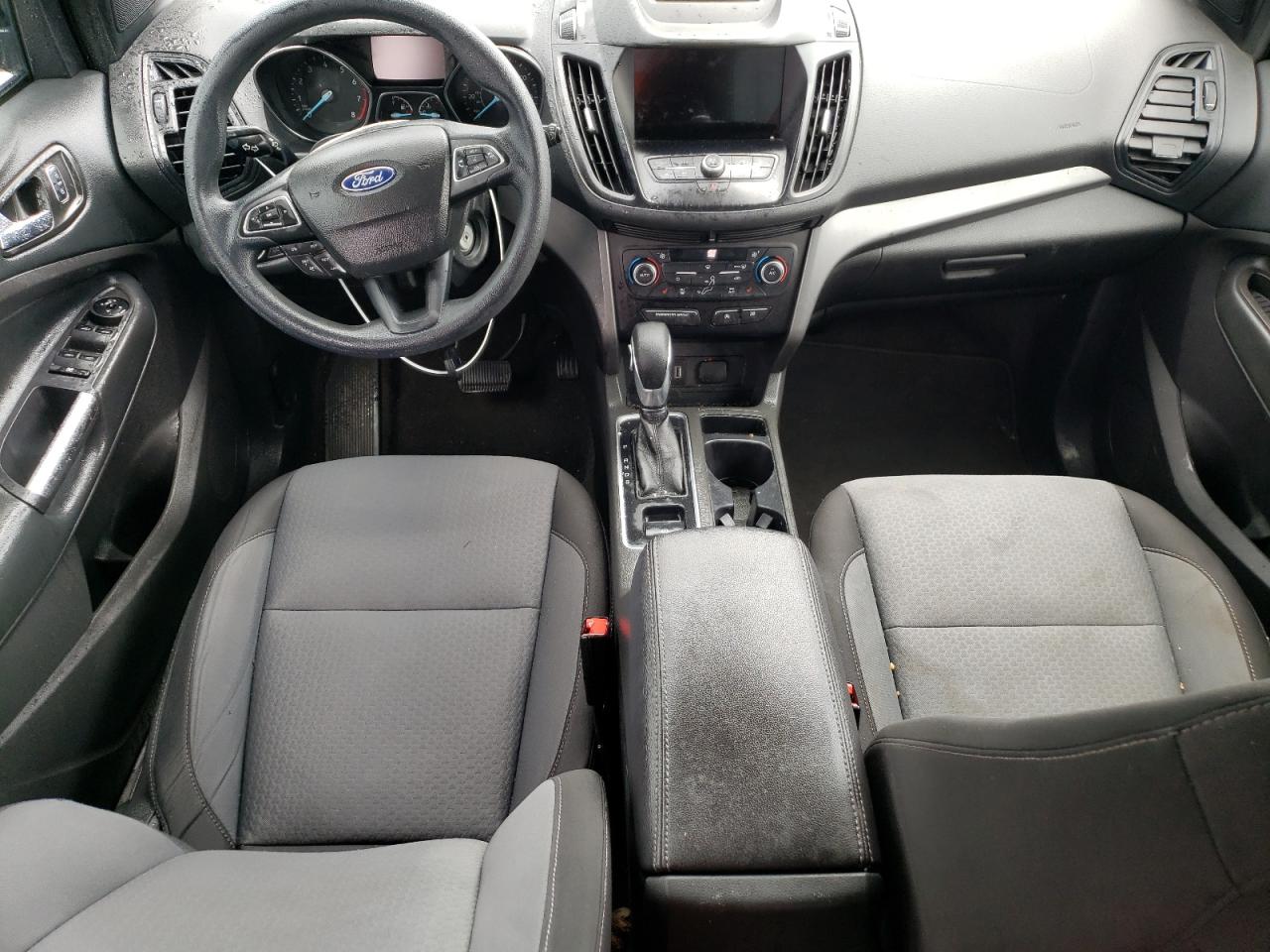 1FMCU0GD6JUA96846 2018 Ford Escape Se