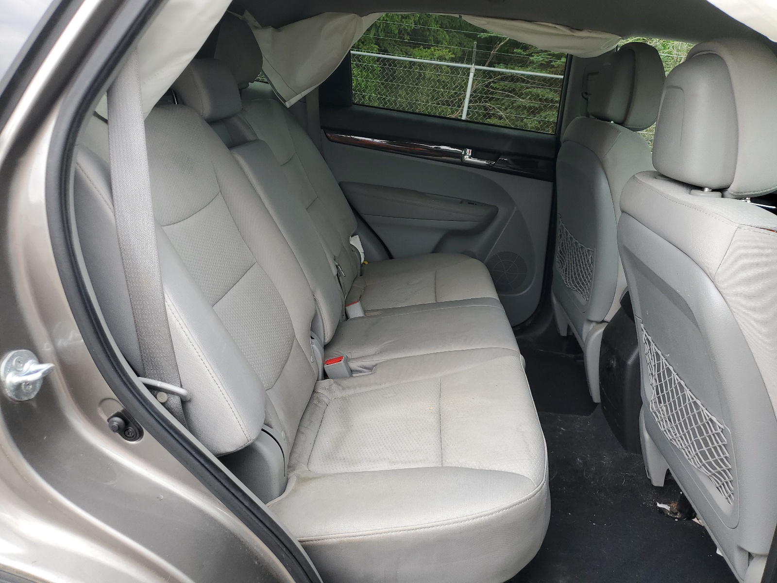 5XYKT3A6XCG227022 2012 Kia Sorento Base