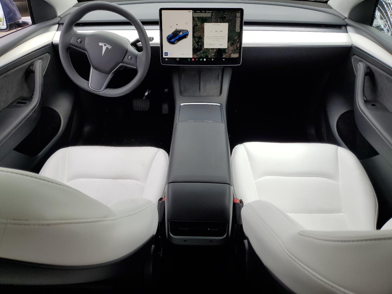 7SAYGDEE7PF907143 Tesla Model Y  8