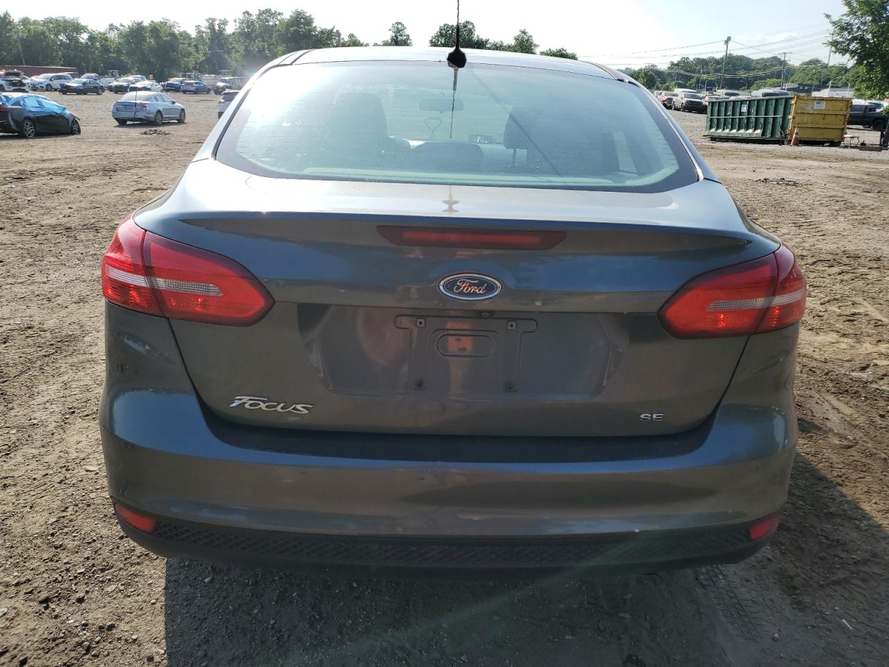 2017 Ford Focus Se VIN: 1FADP3F26HL279638 Lot: 56655944