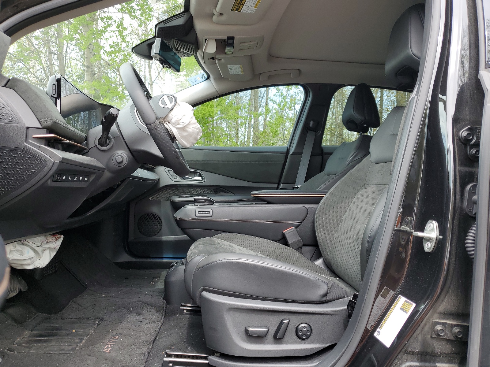 JN1DF0CD7PM701428 2023 Nissan Ariya Platinum +