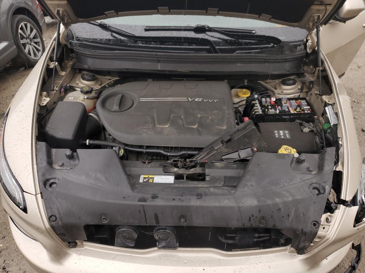 2015 Jeep Cherokee Limited VIN: 1C4PJMDS9FW614467 Lot: 55262974