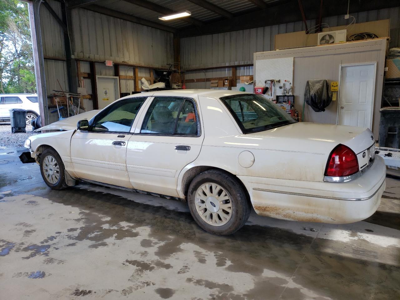 2005 Ford Crown Victoria Lx VIN: 2FAFP74W95X111187 Lot: 55477824