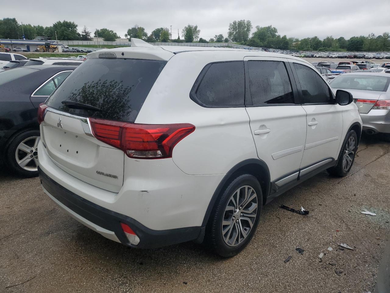 2017 Mitsubishi Outlander Es VIN: JA4AD2A37HZ070156 Lot: 53006744