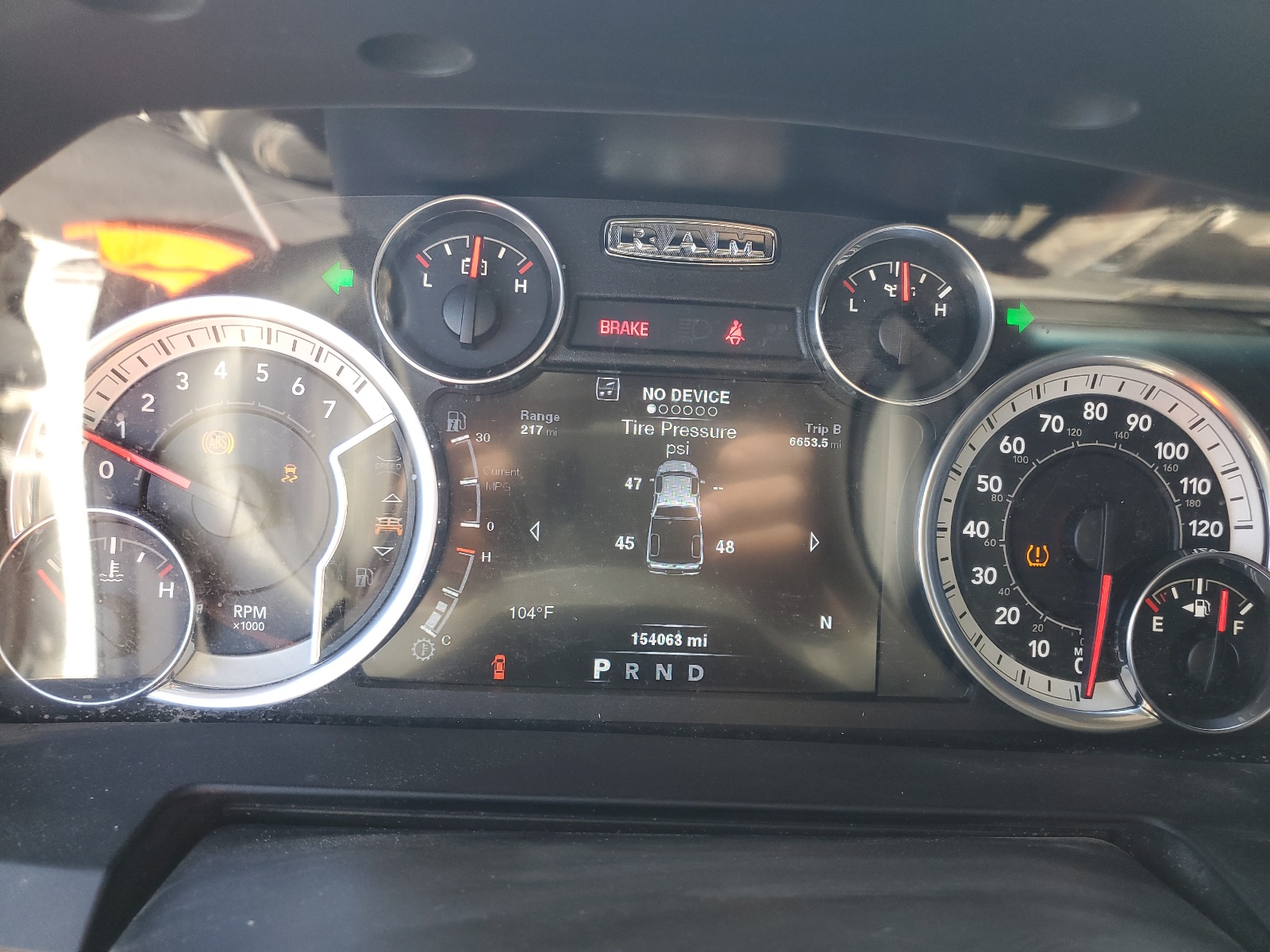 1C6RR6NT9ES389100 2014 Ram 1500 Laramie