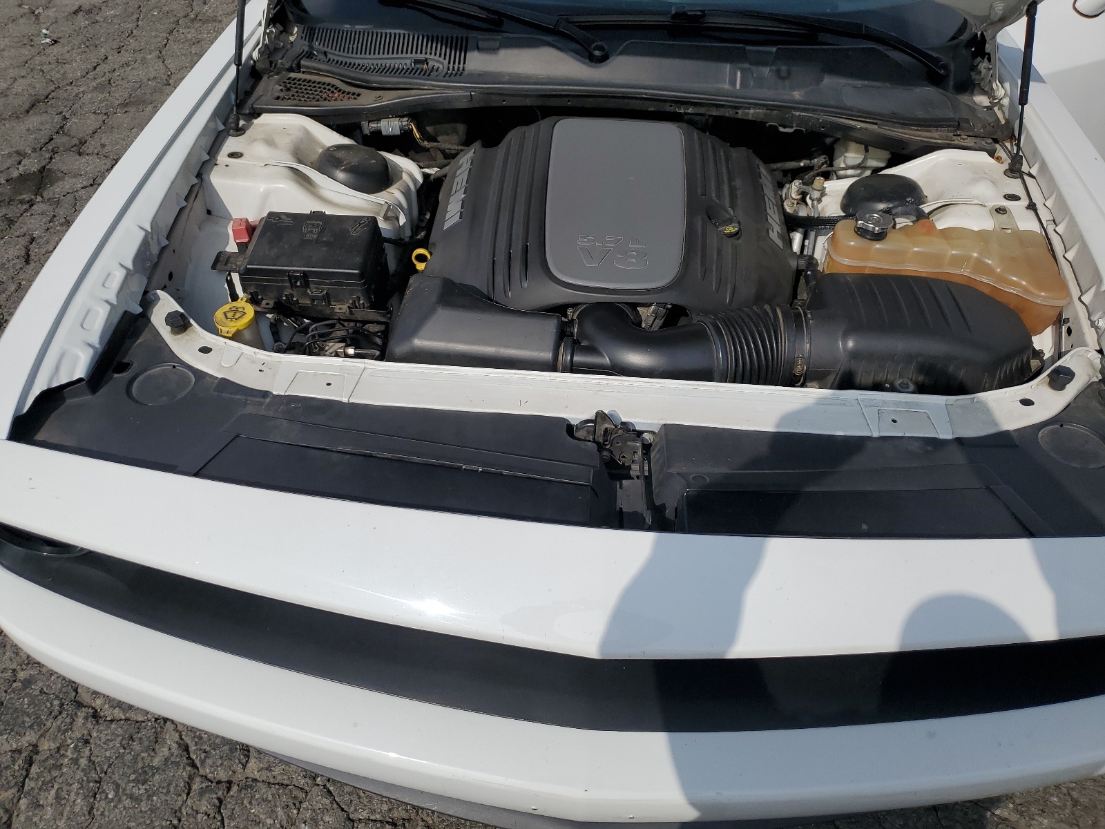 2C3CDZBT9FH924247 2015 Dodge Challenger Sxt Plus