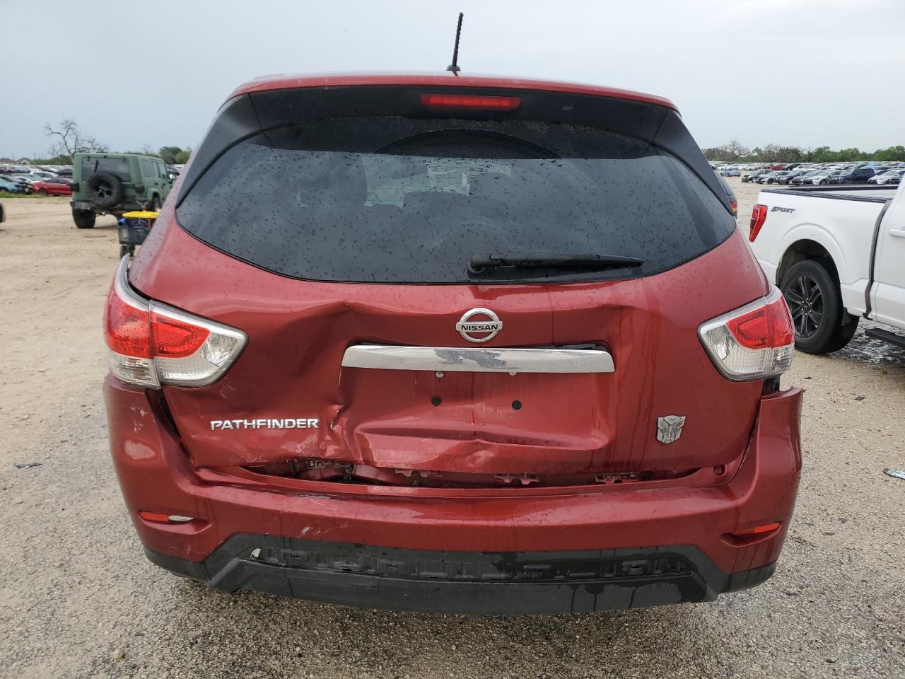 2014 Nissan Pathfinder - Image 6