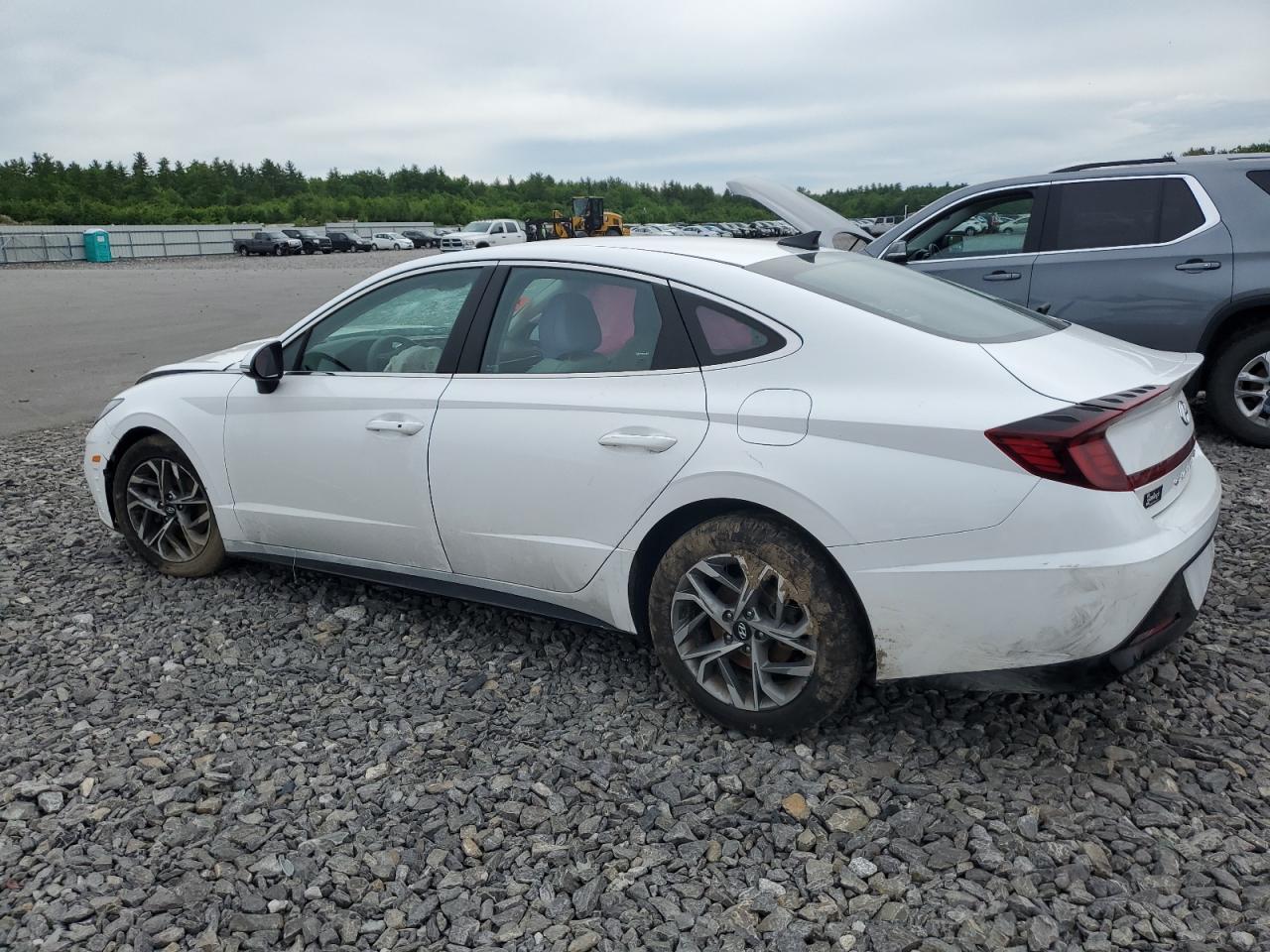 2023 Hyundai Sonata - Image 2