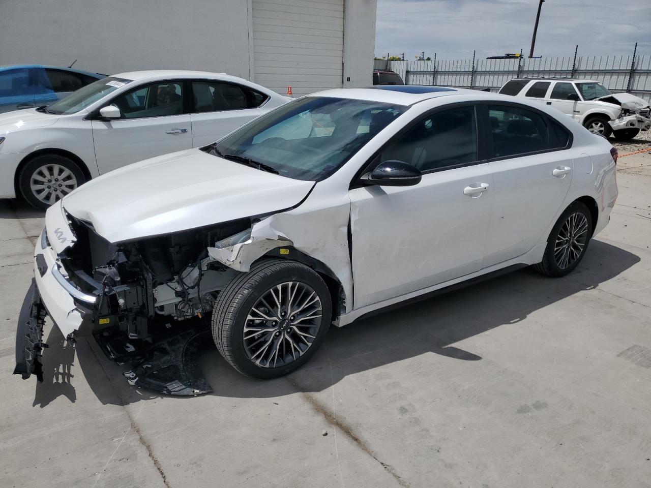 3KPF54AD7RE729248 2024 KIA FORTE - Image 1