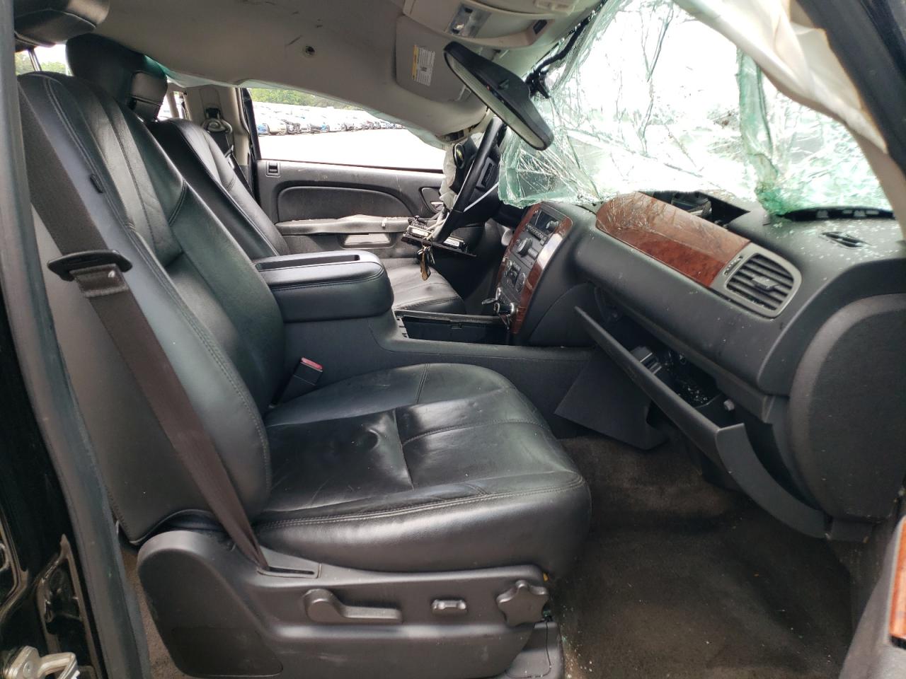 2013 Chevrolet Tahoe K1500 Lt VIN: 1GNSKBE02DR307282 Lot: 55395244