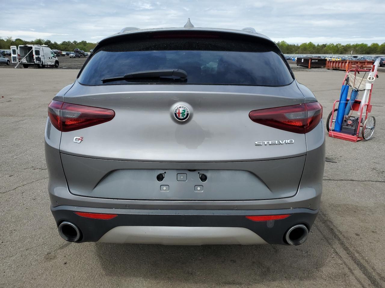 2018 Alfa Romeo Stelvio Ti VIN: ZASFAKBN3J7B59722 Lot: 54325574