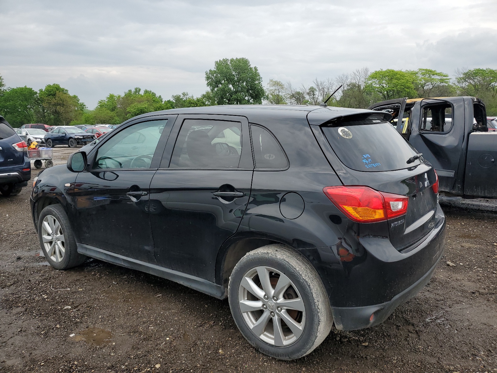 2015 Mitsubishi Outlander Sport Es vin: 4A4AP3AW6FE045582