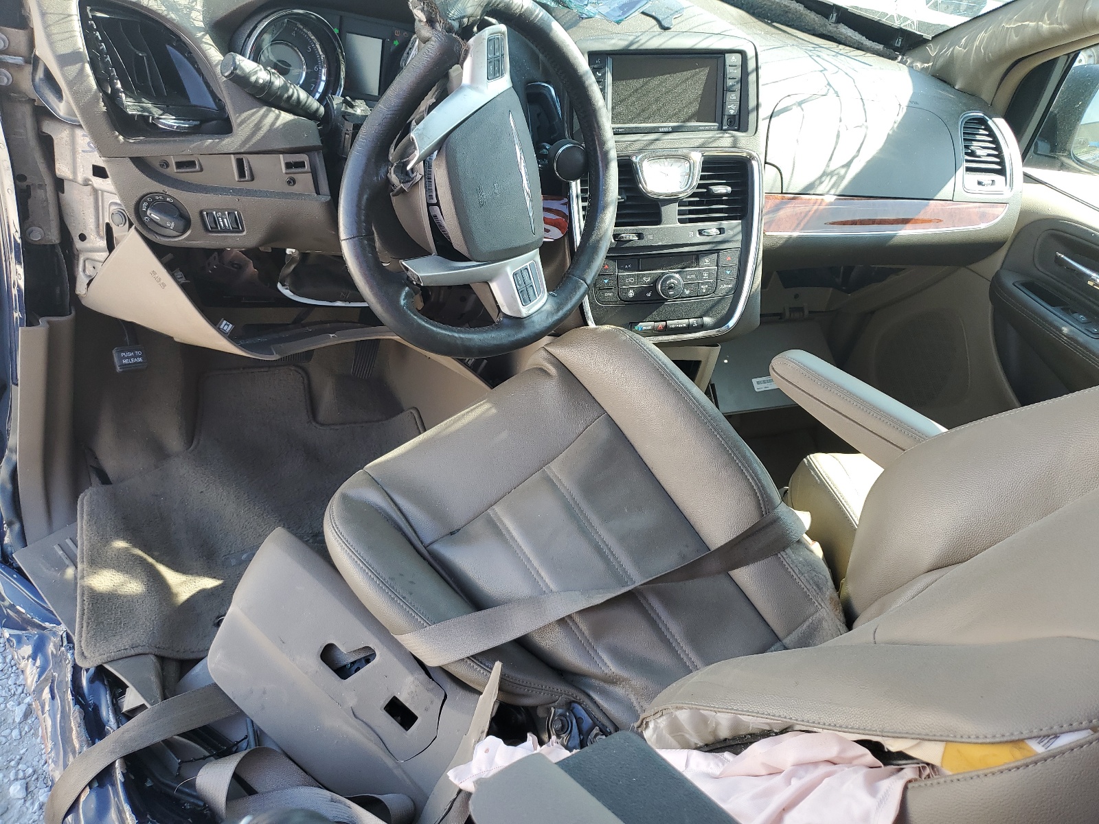 2C4RC1BG4ER413020 2014 Chrysler Town & Country Touring