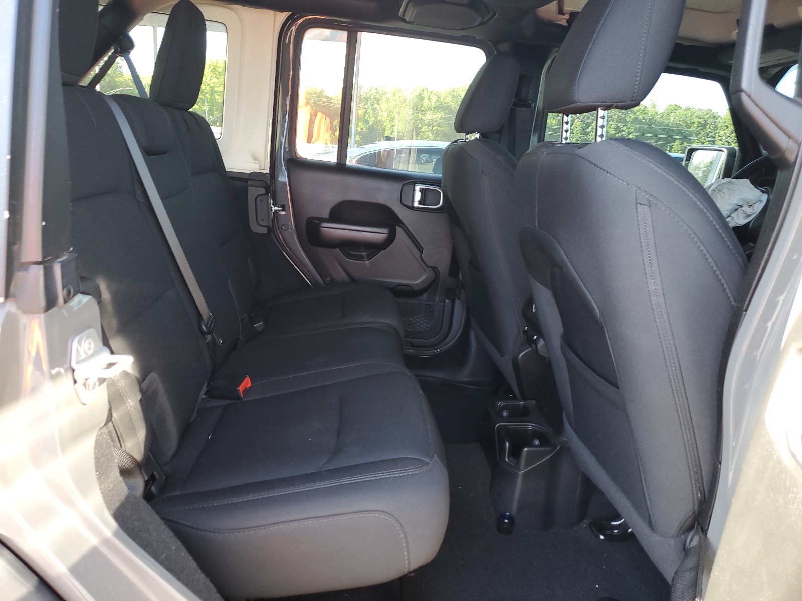 1C4HJXDN6LW263030 2020 Jeep Wrangler Unlimited Sport