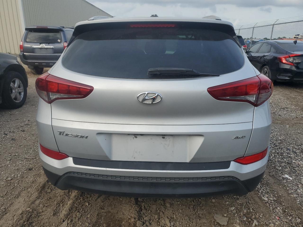 KM8J3CA46GU242093 2016 Hyundai Tucson Limited