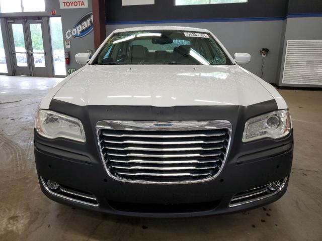 Седаны CHRYSLER 300 2013 Белый