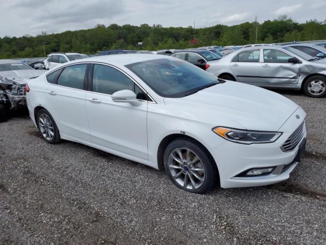  FORD FUSION 2017 Biały