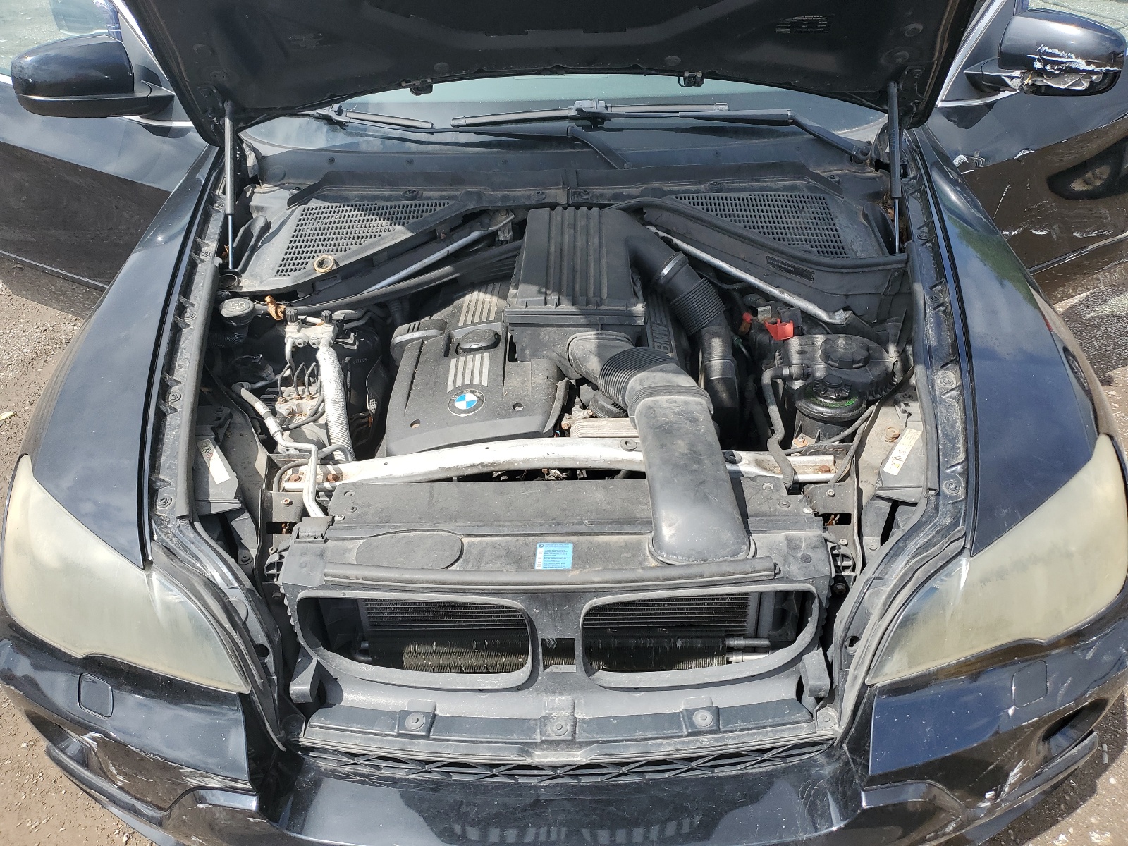 5UXFE4C52AL277922 2010 BMW X5 xDrive30I