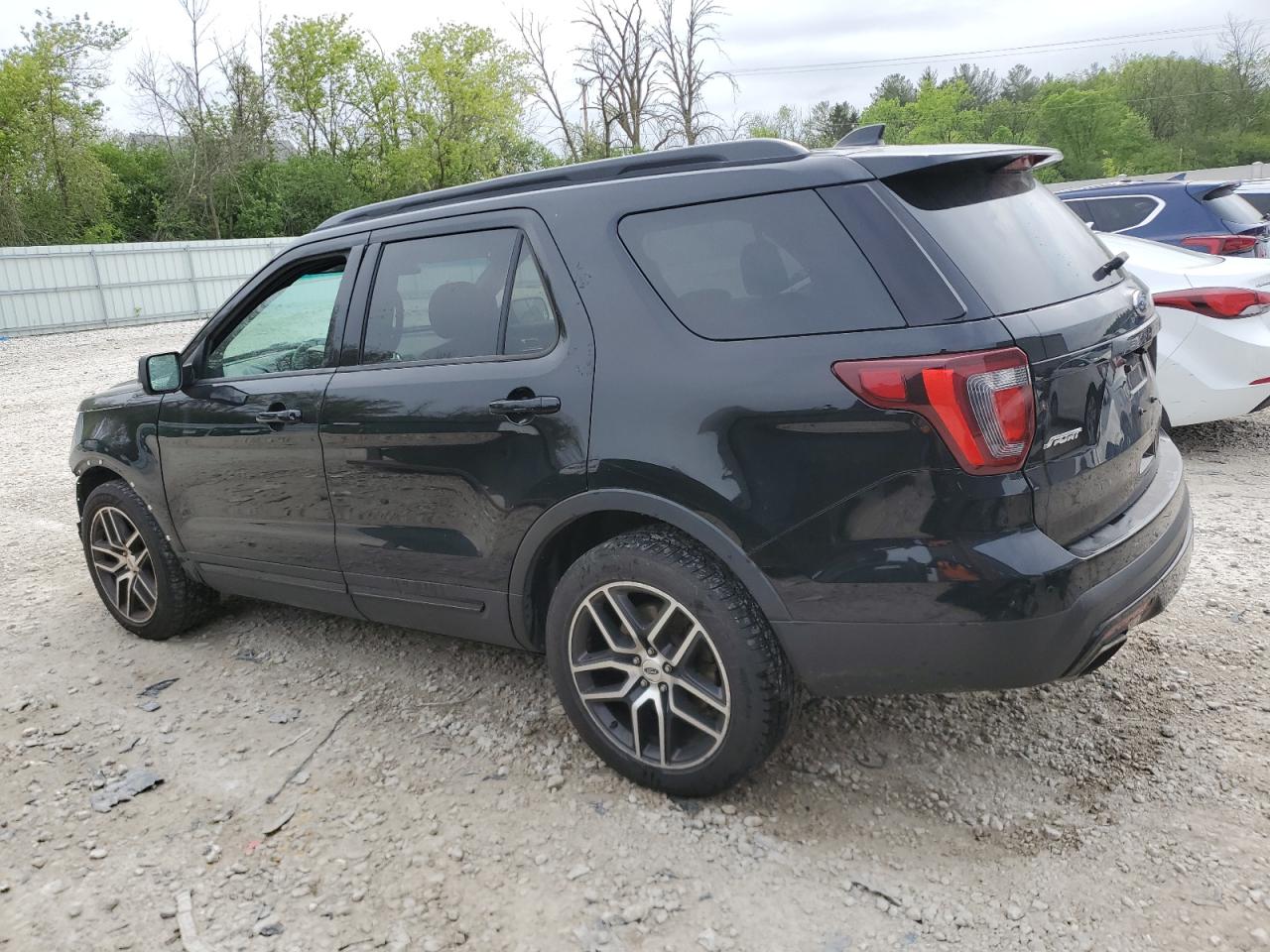 1FM5K8GT4GGC83448 2016 FORD EXPLORER - Image 2