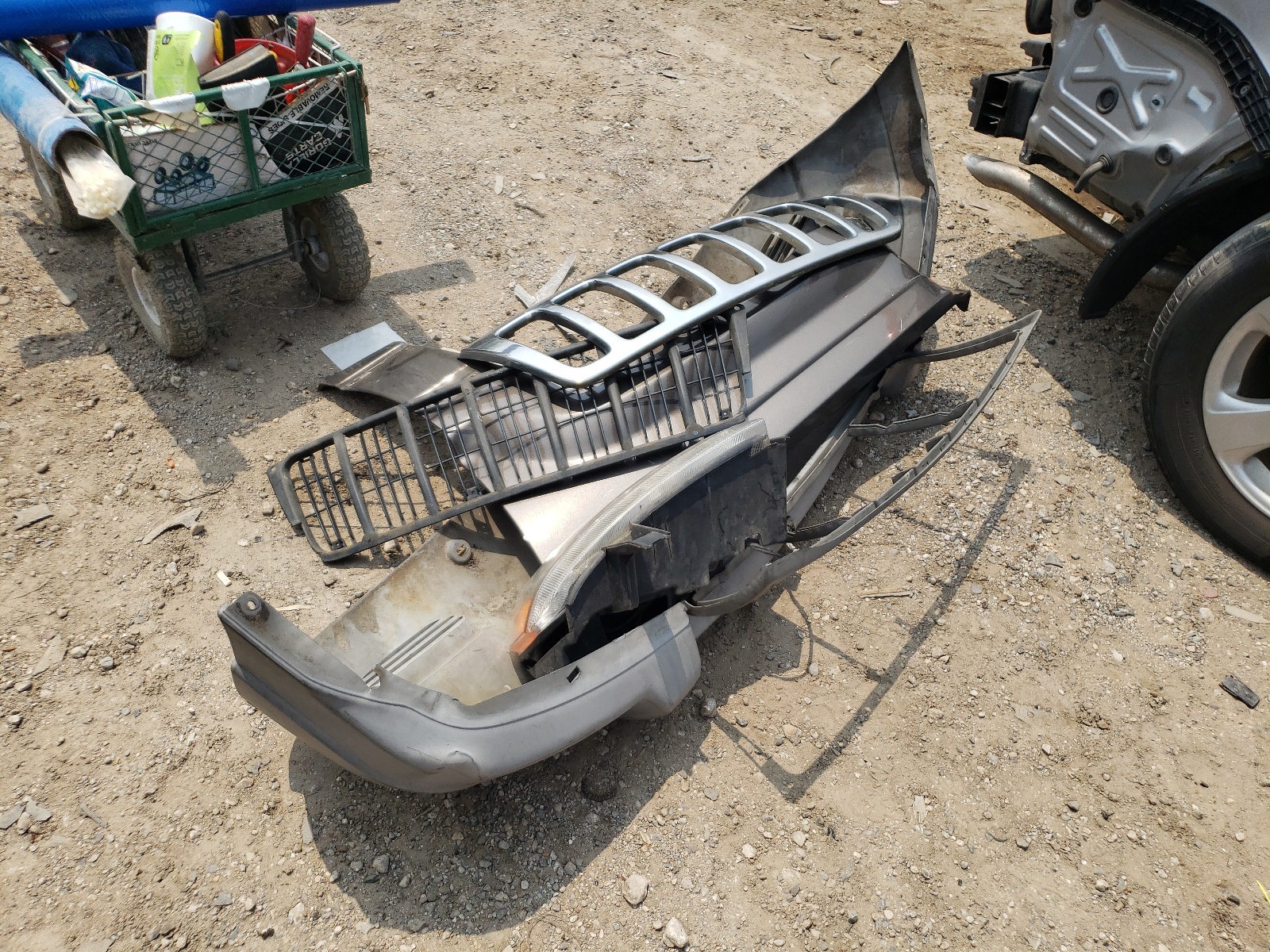 1J4G248S0YC331140 2000 Jeep Grand Cherokee Laredo