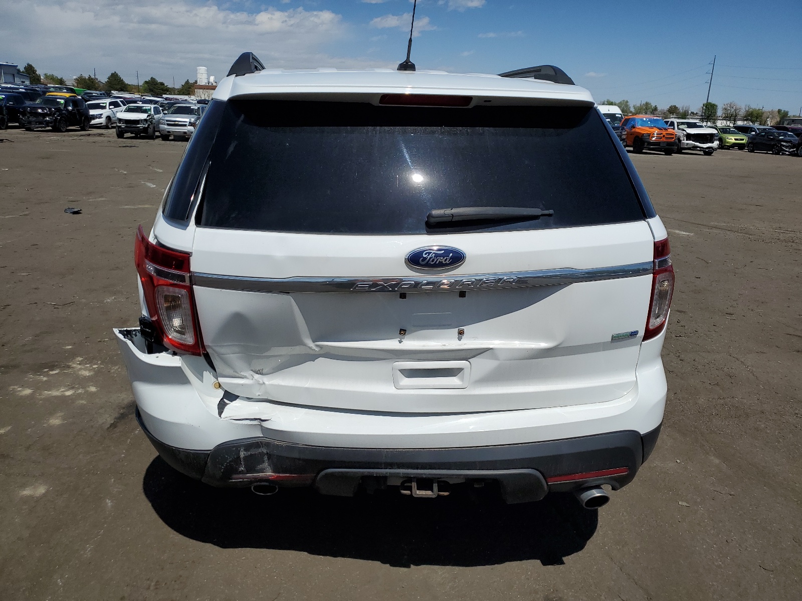 2013 Ford Explorer vin: 1FM5K8B8XDGC92654